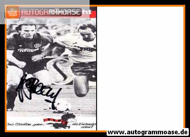 Autogramm Fussball | Eintracht Frankfurt | 1982 XL | Karl-Heinz KÖRBEL (Spielszene SW)
