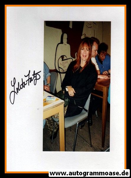 Autogramm Film (USA) | Lolita FATJO | 2000er Foto (Portrait Color Convention) 2