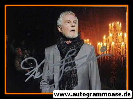 Autogramm Film (UK) | Derek JACOBI | 2011 Foto "Anonymous"