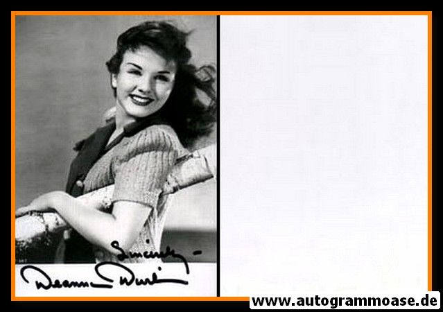 Autogramm Film (Kanada) | Deanna DURBIN | 1940er Foto Retro (Portrait SW) 2
