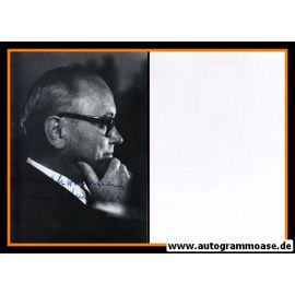 Autogramm XXX0006 | JUNG-WALLRATH (?) | 1970er (Portrait SW)