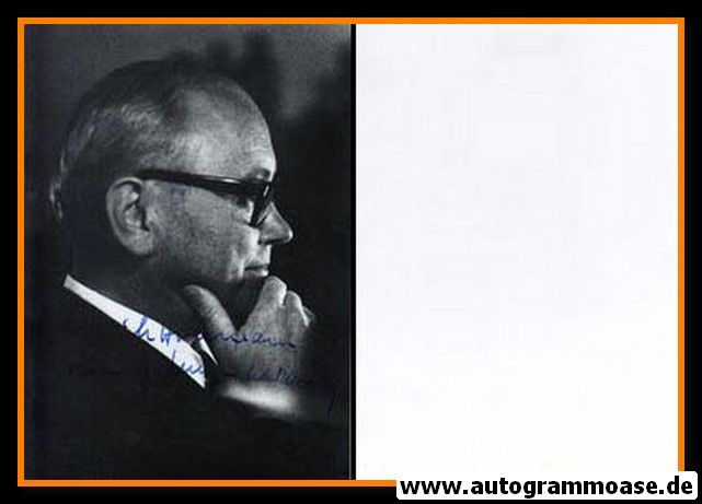Autogramm XXX0006 | JUNG-WALLRATH (?) | 1970er (Portrait SW)