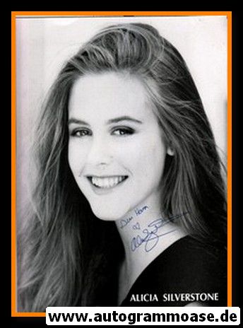 Autogramm Film (USA) | Alicia SILVERSTONE | 1990er (Portrait SW)