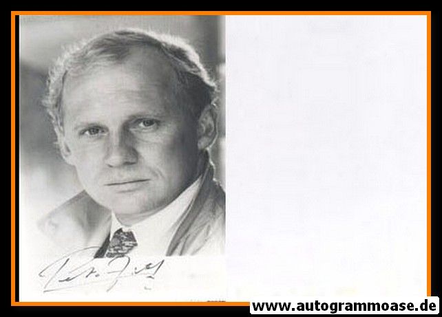 Autogramm Film (UK) | Peter FIRTH | 1990er Foto (Portrait SW)