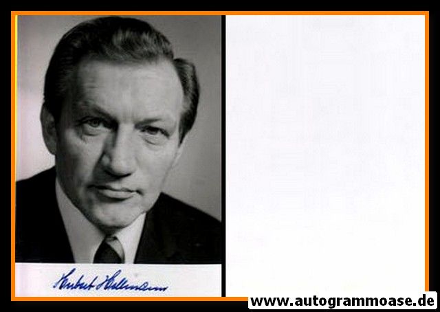 Autogramm Politik | Hubert HALLMANN (?) | 1970er (Portrait SW)
