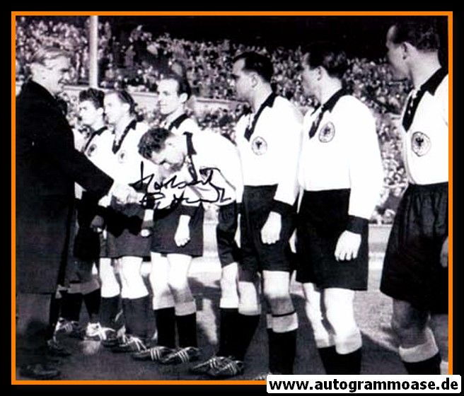 Mannschaftsfoto Fussball | DFB | 1954 WM + AG Herbert ERHARDT (England) 1