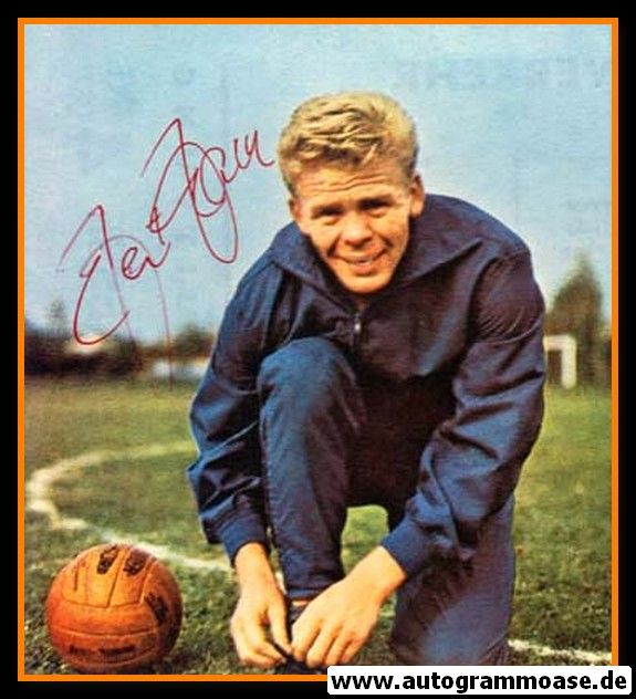 Autogramm Fussball | DFB | 1960er Foto | Helmut HALLER (Portrait Color) 2