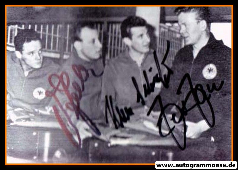 Autogramme Fussball | DFB | 1966 WM Foto | 3 AG (Haller, Schäfer, Seeler)