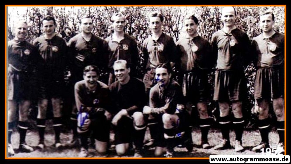 Mannschaftsfoto Fussball | 1. FC Nürnberg | 1952 + 2 AG (Mirsberger, Sippel)