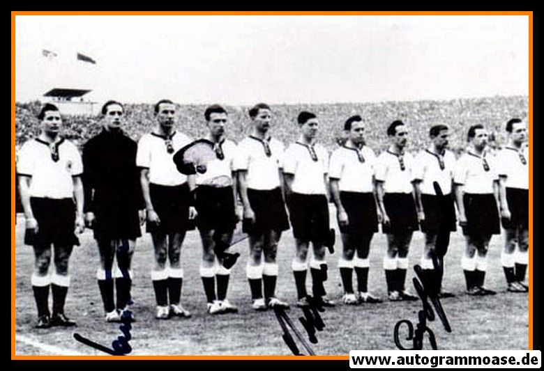 Mannschaftsfoto Fussball | DFB | 1957 + 4 AG (Schmidt, Stollenwerk, Szymaniak, Tilkowski) Schottland