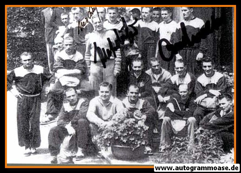 Mannschaftsbild Fussball | DFB | 1950er + 3 AG (Biesinger, O. Walter, Schäfer) Hotel