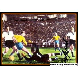 Autogramme Fussball | DFB + Schweden | 1958 WM Foto | 3 AG (Hamrin, Herkenrath, Stollenwerk) Spielszene Color