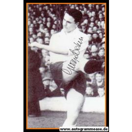 Autogramm Fussball | England | 1960er Foto | George COHEN (Spielszene SW)
