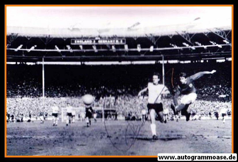 Autogramm Fussball | DFB | 1966 WM Foto | Wolfgang OVERATH (Tor England 4-2)