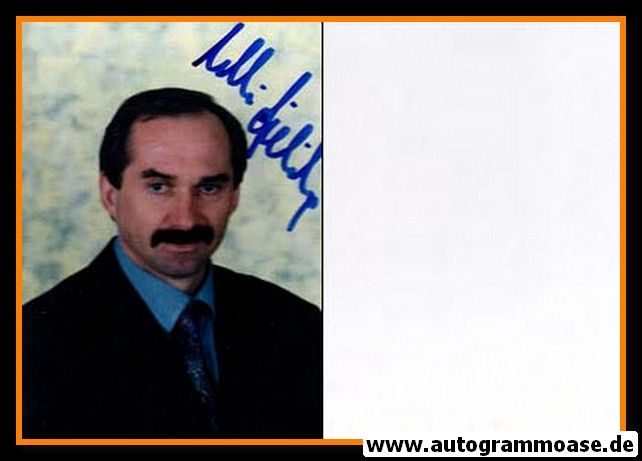 Autogramm Fussball | 1980er Foto | Uli STIELIKE (Portrait Color)