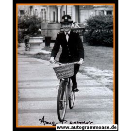 Autogramm Film (UK) | Anna CARTERET | 1980er Foto "Juliet Bravo" 1