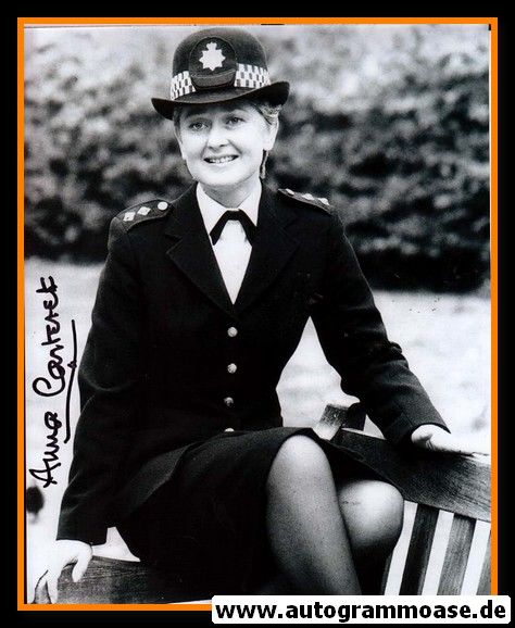 Autogramm Film (UK) | Anna CARTERET | 1980er Foto "Juliet Bravo" 2