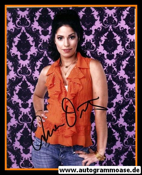 Autogramm Film (USA) | Ana ORTIZ | 2000er Foto (Portrait Color)