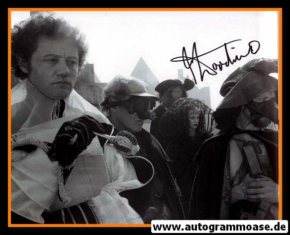Autogramm Film (UK) | John WOODVINE | 1971 Foto "The Devils"