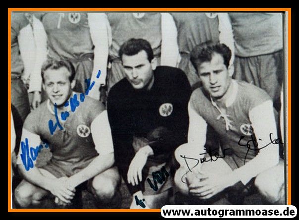 Autogramme Fussball | Eintracht Frankfurt | 1960er Foto | LOY + STINKA + WEILBÄCHER (Gruppenbild)