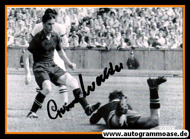 Autogramm Fussball | 1. FC Kaiserslautern | 1953 Foto | Ottmar WALTER (Spielszene Finale)