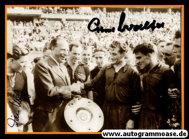 Autogramme Fussball | 1. FC Kaiserslautern | 1953 Foto | Willi HÖLZ + Ottmar WALTER (Meisterschale)
