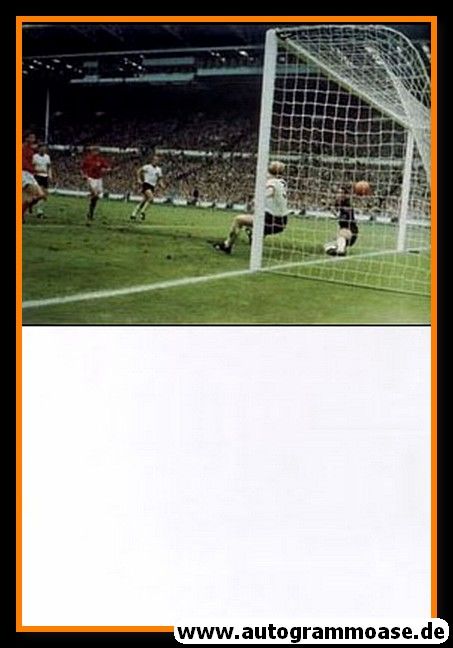 Autogramm Fussball | DFB | 1966 WM Foto | Wolfgang WEBER (Spielszene England) 1