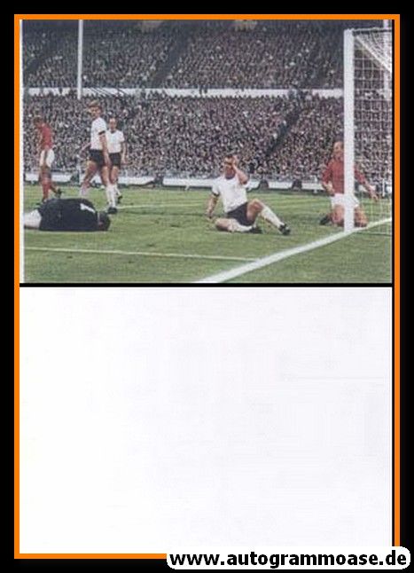 Autogramm Fussball | DFB | 1966 WM Foto | Wolfgang WEBER (Spielszene England) 2