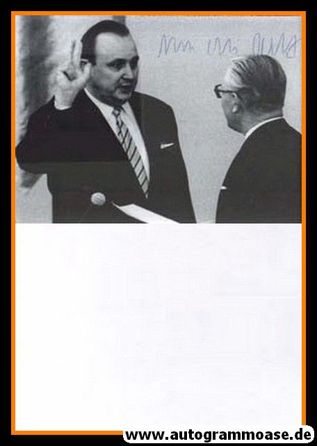 Autogramm Politik | FDP | Hans-Dietrich GENSCHER | 1970er Foto (Vereidigung)