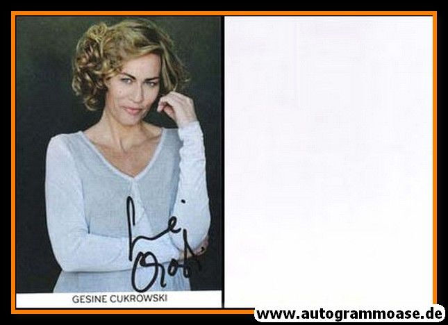 Autogramm Schauspieler | Gesine CUKROWSKI | 2010er (Portrait Color)