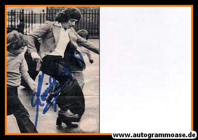 Autogramm Fussball | England | 1970er | Kevin KEEGAN (Spiel mit Kindern)