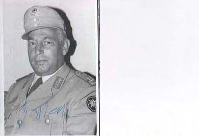 Autogramm Militär | UNBEKANNT (?) | 1950er Foto (Portrait SW)