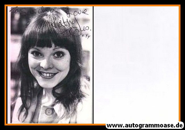 Autogramm Film (UK) | Kathy JONES | 1980er (Portrait SW)