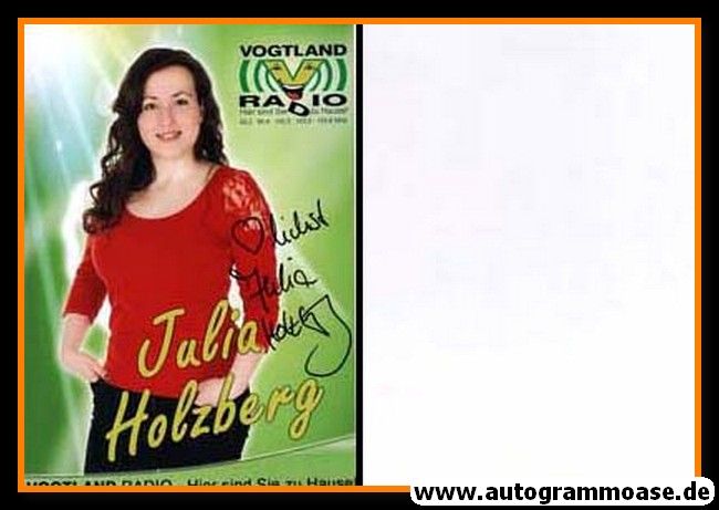 Autogramm Radio | Vogtland | Julia HOLZBERG | 2010er Foto (Portrait grün)