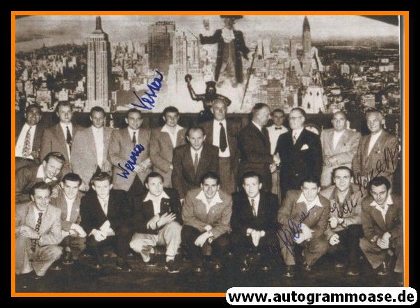 Mannschaftsfoto Fussball | 1. FC Nürnberg | 1953 + 3 AG (Mirsberger, Schaffer, Schober) USA-Reise