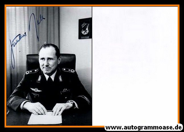 Autogramm Militär | Günther RALL | 1970er Foto (Portrait SW) Generalleutnant Luftwaffe