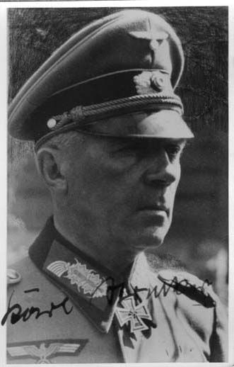 Autogramm Militär | ??? Kurt Hermans | 1940er (Portrait SW) 2021-00002