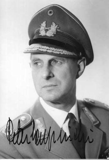 Autogramm Militär | ??? Peter Heupniebel | 1960er (Portrait SW) 2021-00005