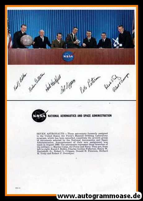 Autogramme Raumfahrt (NASA) | ASTRONAUT GROUP 7 | 1969 Druck (Portrait Color XL) + 7 AG