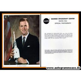 Autogramm Raumfahrt (NASA) | Anthony W. ENGLAND | 1967 (Portrait Color XL)