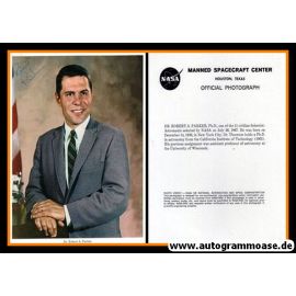 Autogramm Raumfahrt (NASA) | Robert A. PARKER | 1970er (Portrait Color XL)