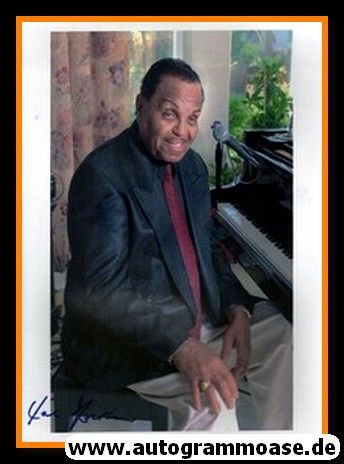 Autogramm Pop (USA) | Joseph JACKSON | 1990er Foto (Portrait Color Piano)