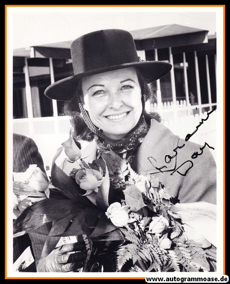 Autogramm Film (USA) | Laraine DAY | 1970er Foto (Portrait SW XL)