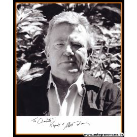 Autogramm Film (UK) | Albert FINNEY | 1980er Foto (Portrait SW XL)