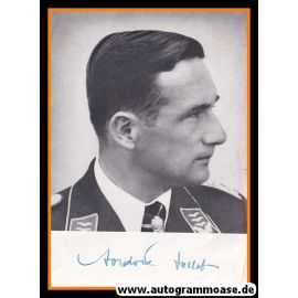Autogramm Militär | Gordon M. GOLLOB | 1940er (Portrait SW) Jagdflieger