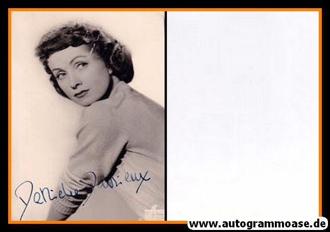 Autogramm Film (Frankreich) | Danielle DARRIEUX | 1940er Foto (Portrait SW) Harcourt 1