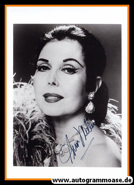 Autogramm Film (USA) | Ann MILLER | 1950er Foto (Portrait SW XL)
