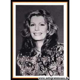 Autogramm Wissenschaft | Yasmin AGA KHAN | 1990er Foto (Portrait SW)