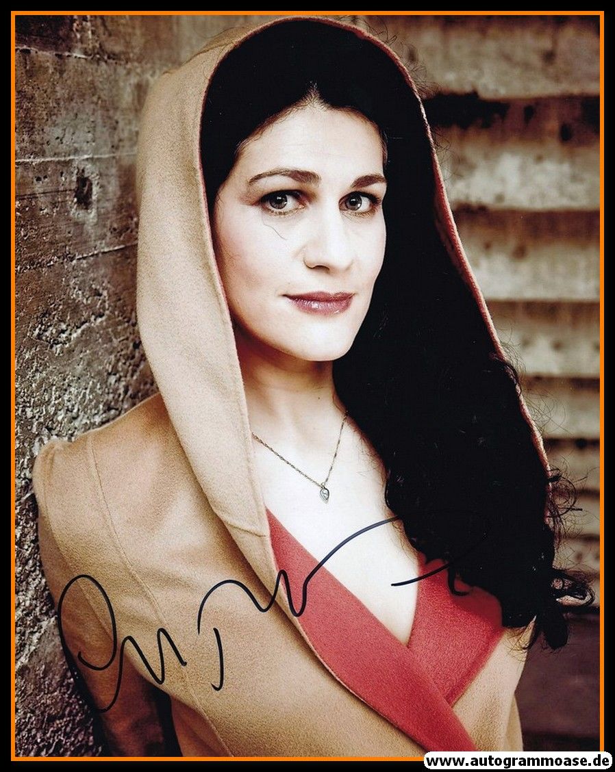 Autogramm Klassik | Anja HARTEROS | 2000er Foto (Portrait Color XL)