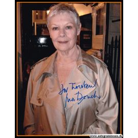 Autogramm Film (UK) | Judi DENCH | 2006 Foto (Portrait Color XL)